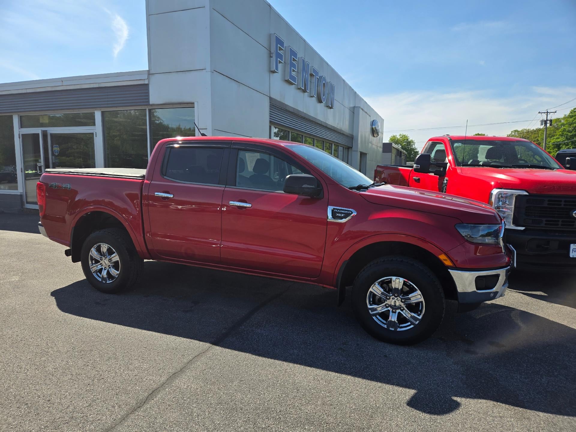 2020 Ford Ranger XL 4WD SuperCrew 5' Box in Race Red — front three-quarter view